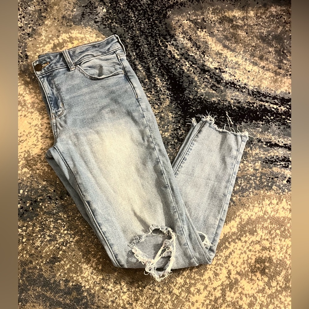 Women’s American Eagle jeans
